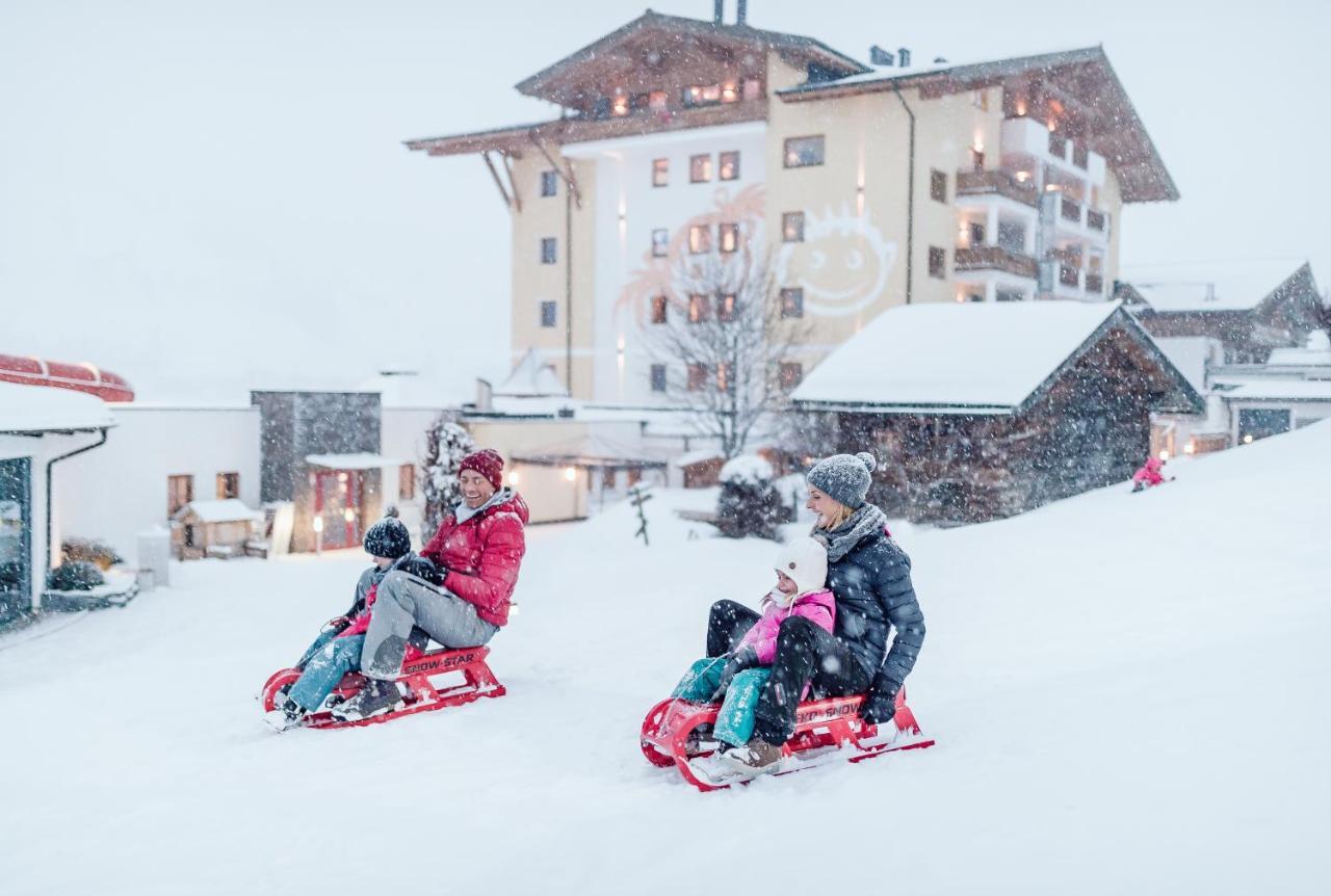 Familienresort Ellmauhof Saalbach-Hinterglemm Esterno foto